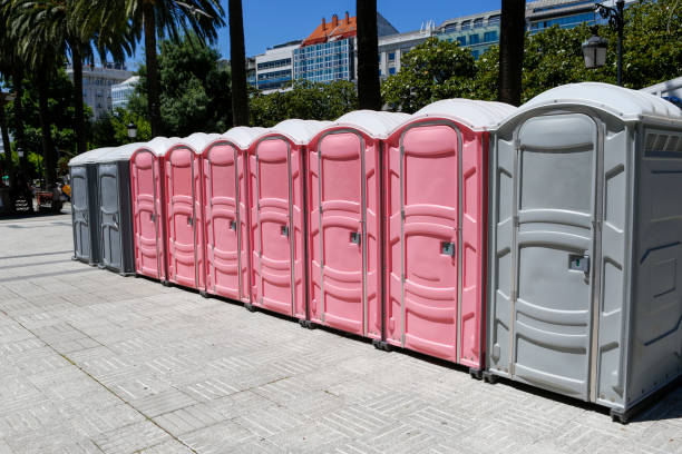 Best VIP or Luxury Restroom Trailers  in Big Lake, WA